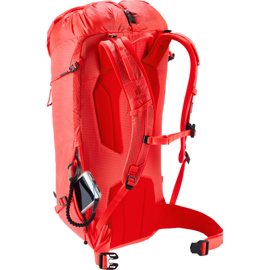 Deuter Guide Lite 30 trekking backpack with 30L capacity and adjustable straps