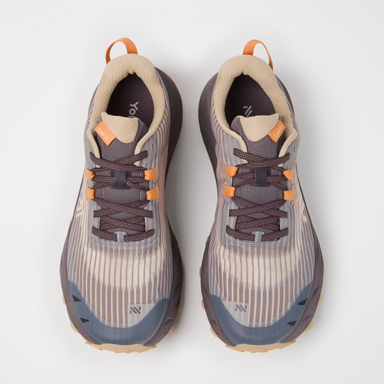 Cadí W trail running shoe with engineered mesh upper and Vibram Megagrip outsole for comfort and grip