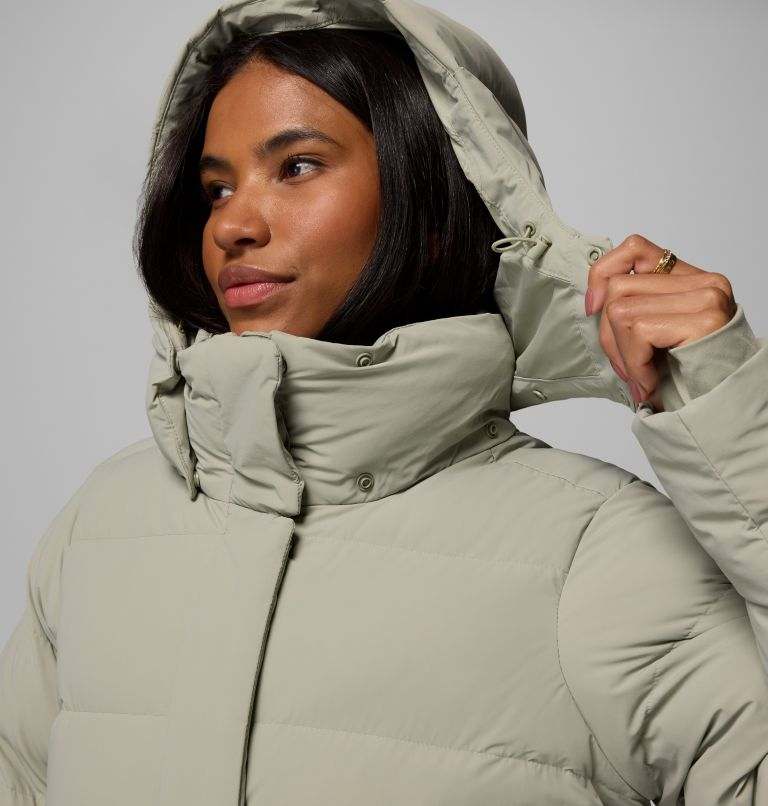 Amaze Puff™ Mid Hooded Jacket