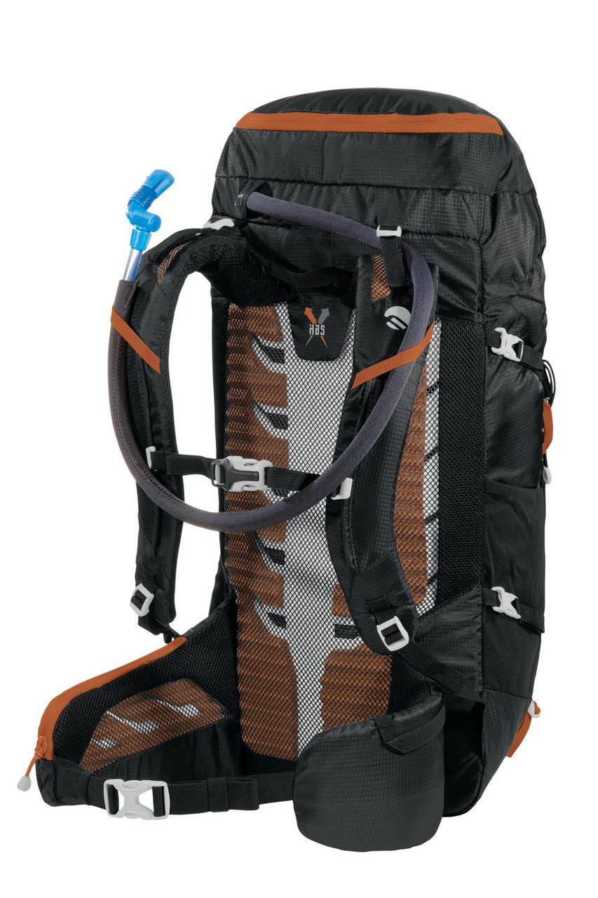 Zaino Agile 45 nero da trekking resistente e capiente