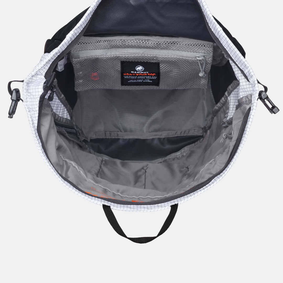 Mammut Trion 28 White/Black - interno e tasca in rete