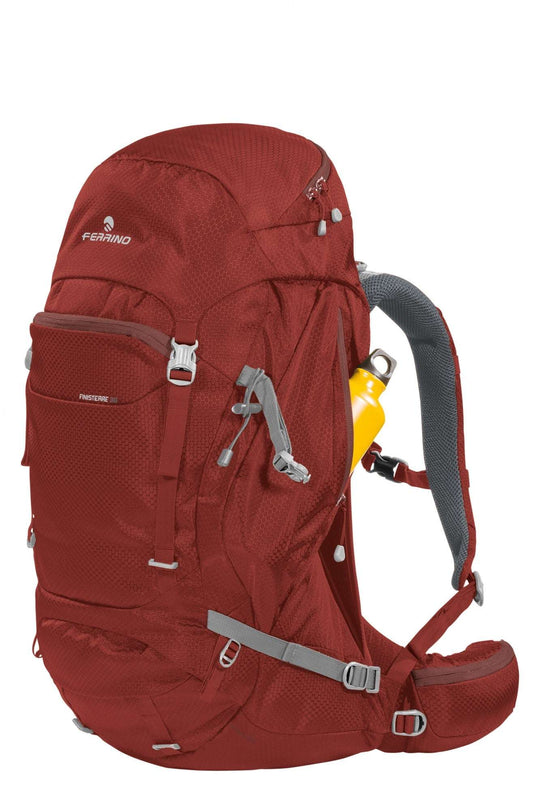 Red Zaino Finisterre 38 hiking backpack with multiple pockets and ergonomic design.
