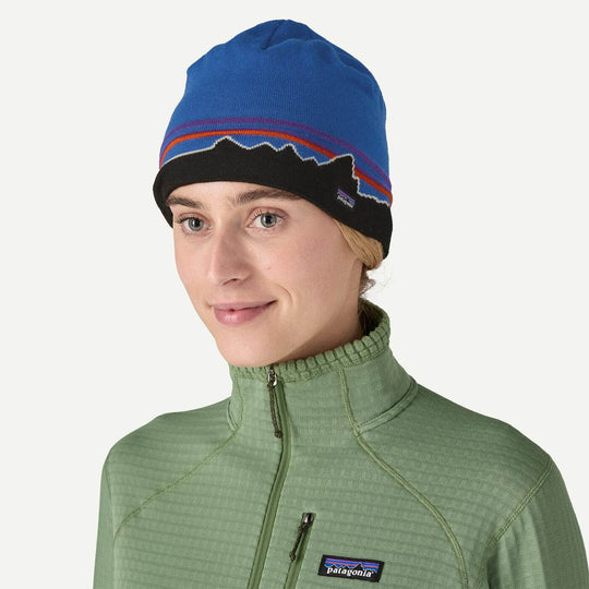 Patagonia Beanie Hat Classic Fitz Roy: Andes Blue - indossato davanti
