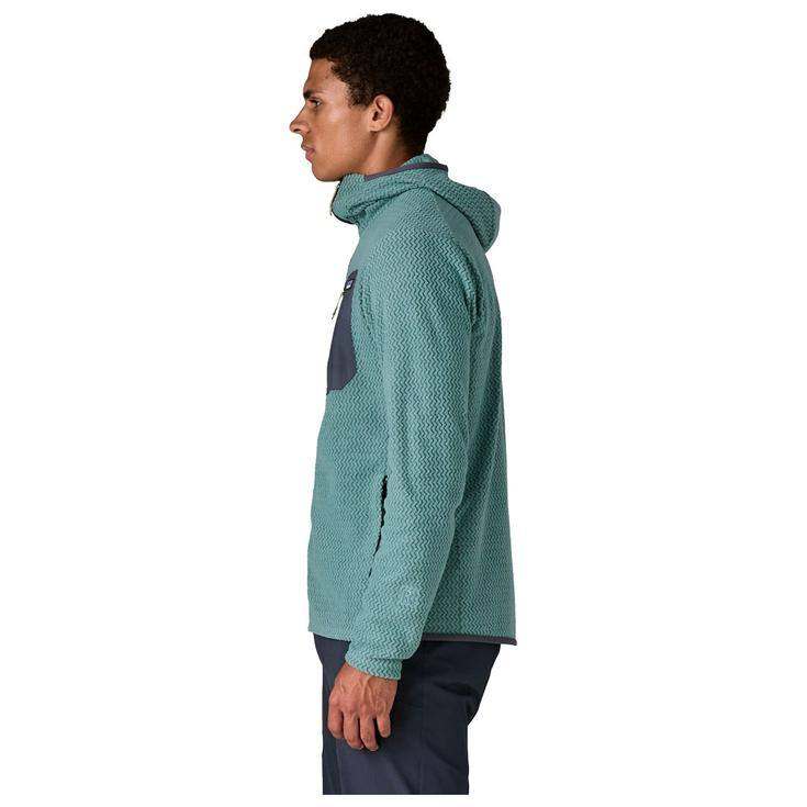 M's R1 Air Full-Zip Hoody lightweight breathable recycled polyester technical fleece with hood and zippered pockets