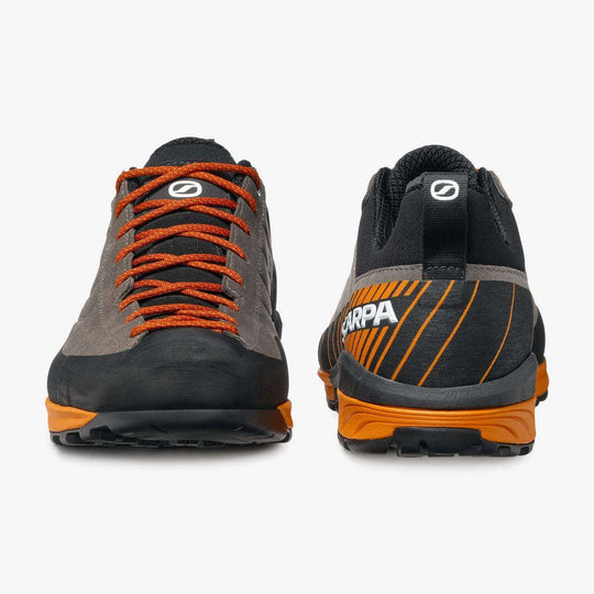 Calzatura da avvicinamento Mescalito in pelle scamosciata con suola Vibram leggera e protezione rinforzata per escursioni e vie ferrate