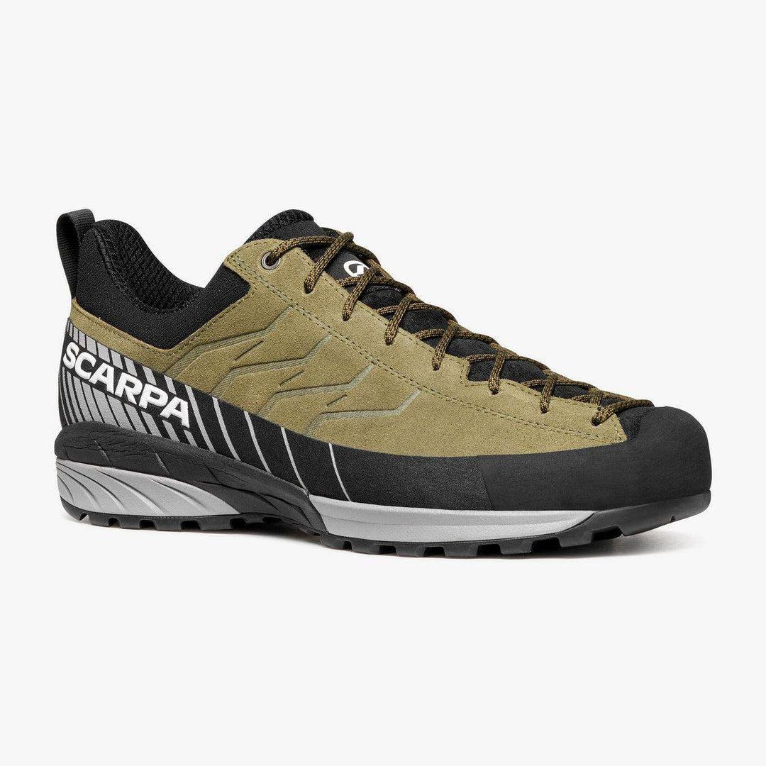 Calzatura da avvicinamento tecnica Mescalito in pelle scamosciata idrorepellente con suola Vibram leggere per escursioni e vie ferrate