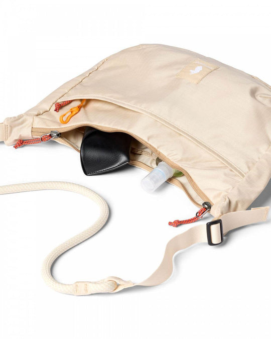 Borsa a tracolla Trozo 8L con tracolla regolabile in corda da arrampicata e tasche interne ed esterne in nylon ripstop riciclato