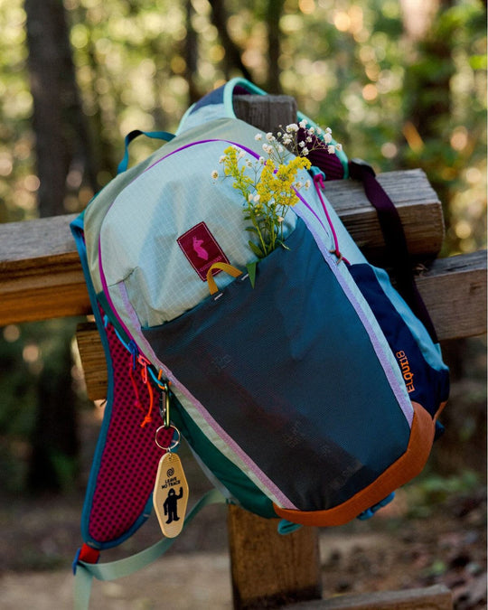 Elqui 18L lightweight sustainable hiking backpack with multiple pockets and hydration system