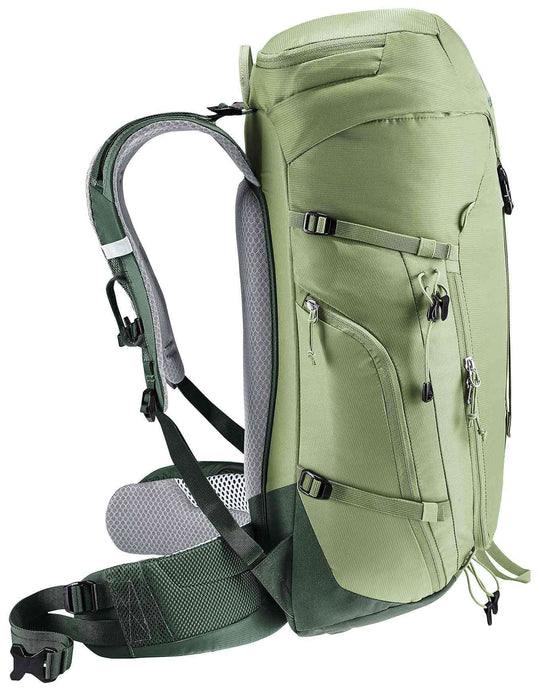 Guide Lite 30 trekking backpack 30L lightweight breathable adjustable straps Deuter