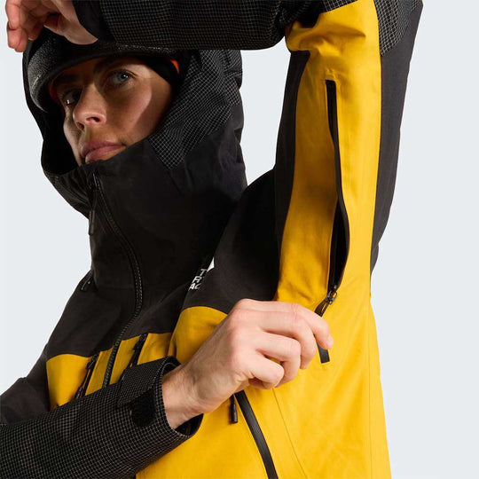 The North Face W Summit Mountain Gtx Pro Jacket – Summit Gold/Tnf Black – ALT8