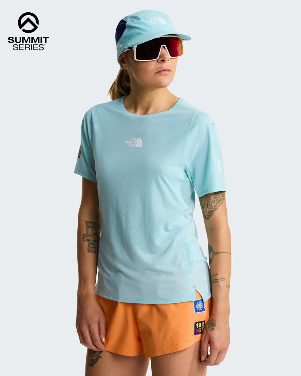 The North Face W Summit High Trail Ss - Graphic/Canal Blue – Canal Blue – indossato