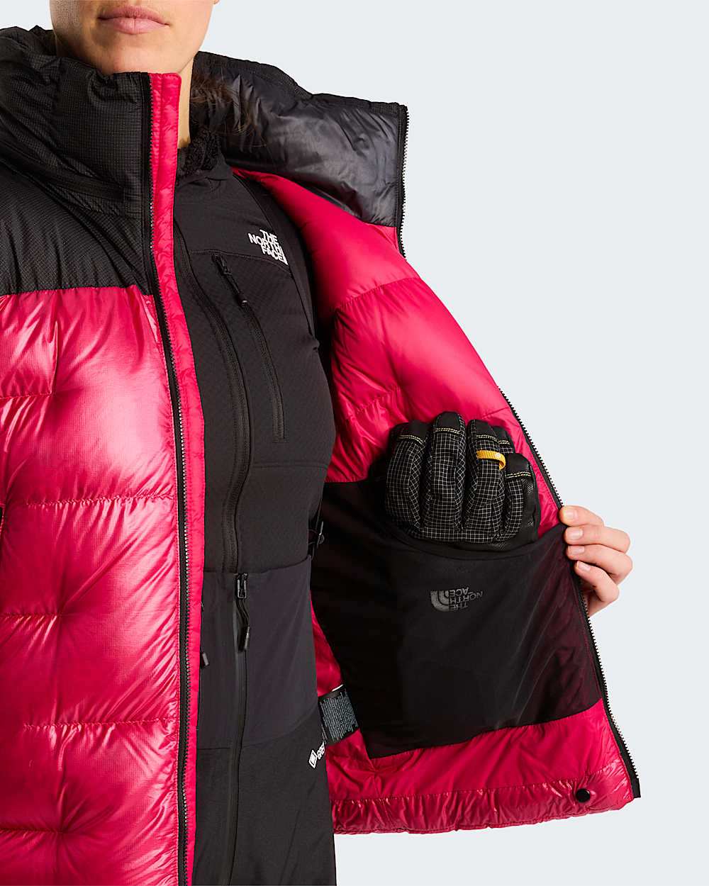 The North Face W Summit Nuptse Jacket NF0A8H3E UL2, TNF Black/Lali Guran - tasca interna