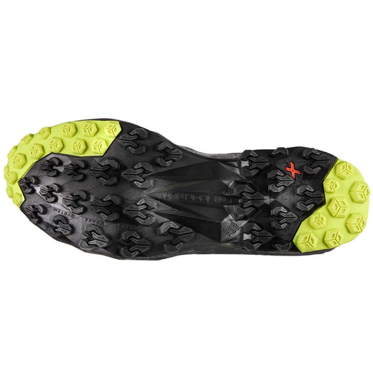 Sole of Akyra Gtx winter running shoe with FriXion XT technology.