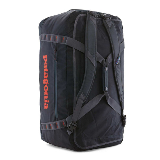 Black Hole Duffel 70L, durable, 100% recycled materials, water-repellent, ergonomic straps.