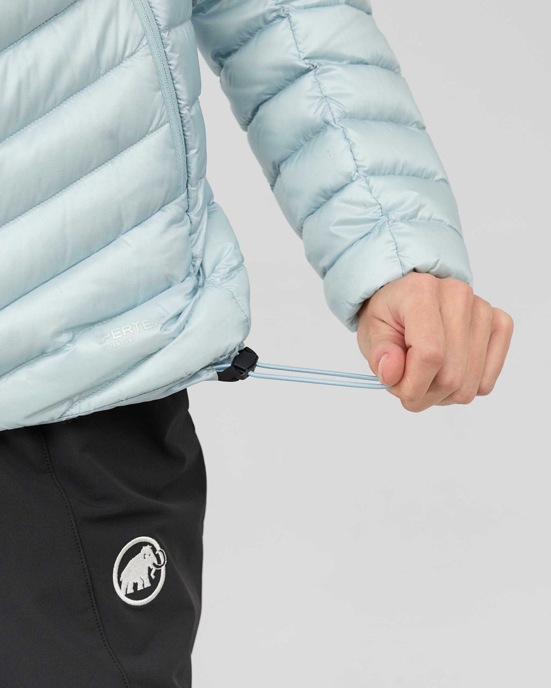 Mammut Broad Peak In Hooded Jacket Women - Nebla - dettaglio regolazione del fondo