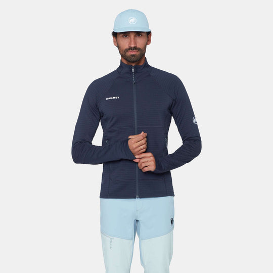 Mammut Taiss ML Jacket Men Marine – indossata, vista frontale