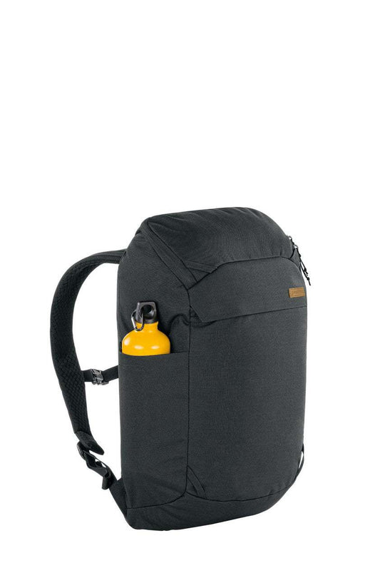 Zaino Spin 18 di colore nero con design ergonomico e cerniere robuste per uso quotidiano