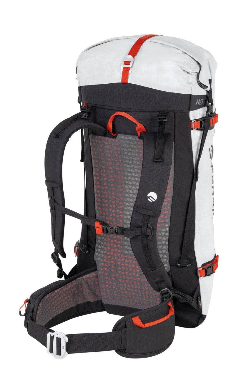 Zaino Instinct 40+5 trekking resistente e capiente