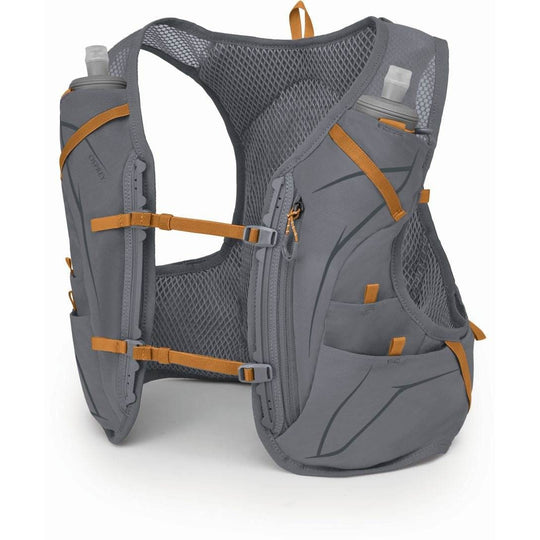 Trail running vest Duro 6 with hydration bottles and storage compartments.