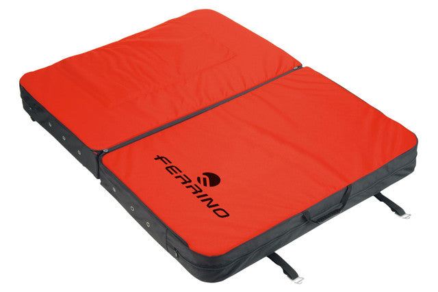 Crash Pad Ferrino rugged e resistente per arrampicata sicura
