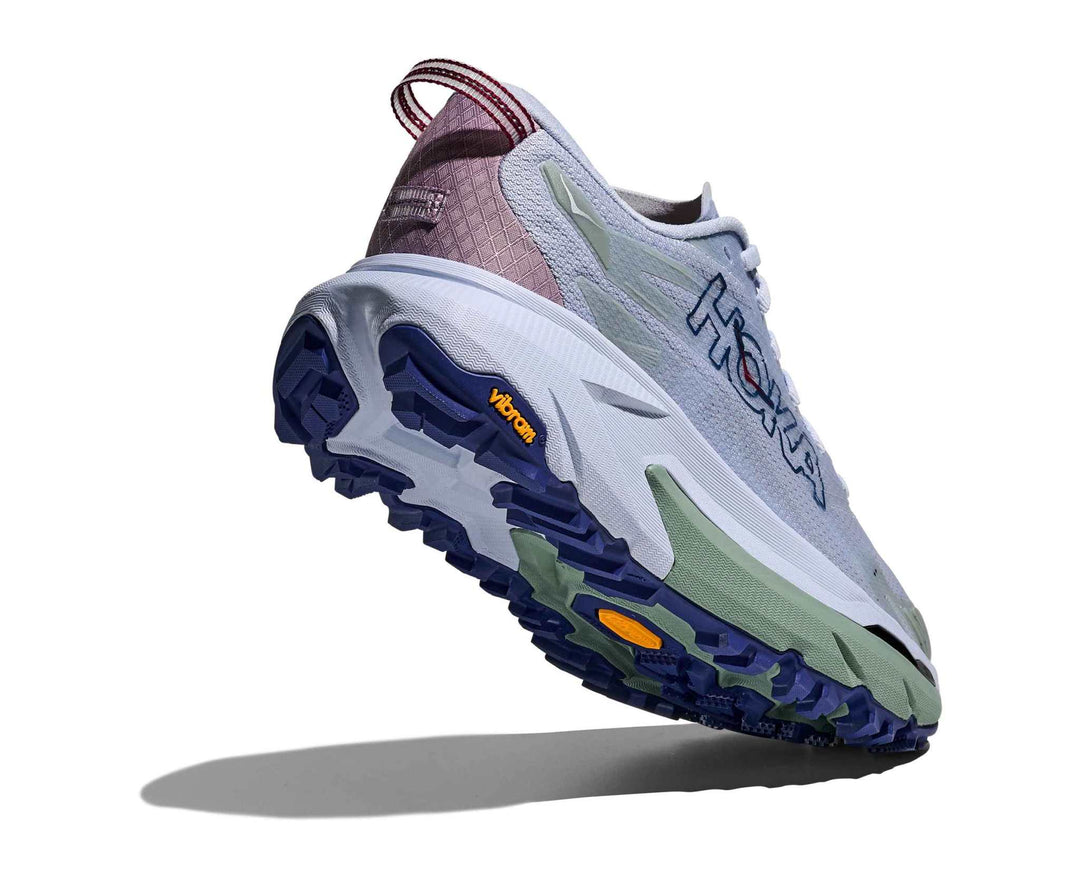 HOKA Mafate 5 donna Ambient Blue/Rosemary, vista inclinata con suola visibile