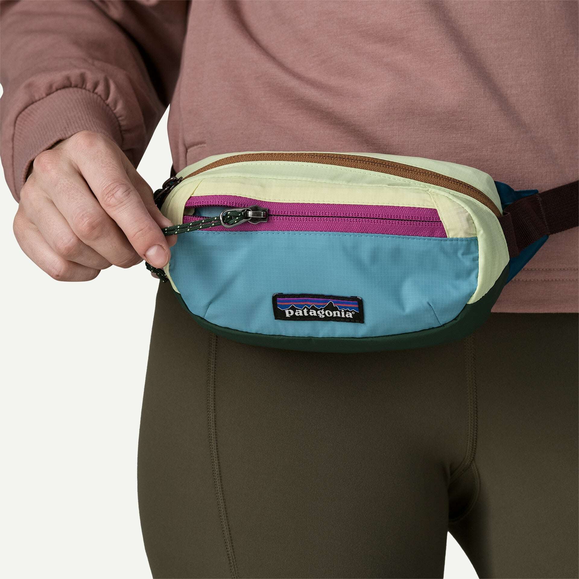 Patagonia Terravia Mini Hip Pack Patchwork: Snowmelt Blue - foto 6