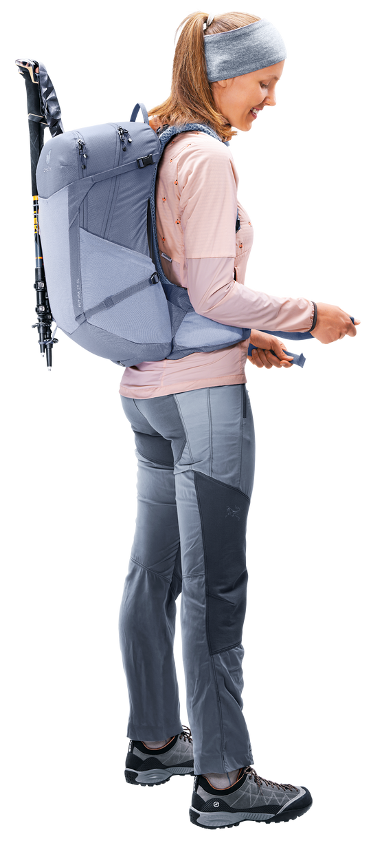 Deuter Futura 21 SL Polar/Bluejay, indossato laterale