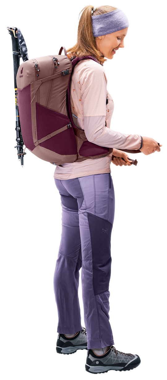 Deuter Futura 21 SL Cassis/Ashrose, indossato laterale