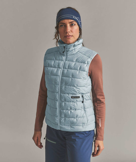 Ortovox Downwool 180 Vest W - Glacier Grey, indossato, vista frontale