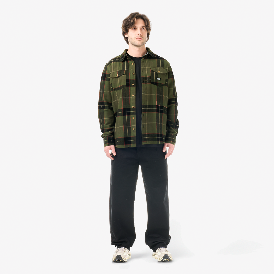 Picture Hillsboro Shirt Olivine – indossato, vista frontale