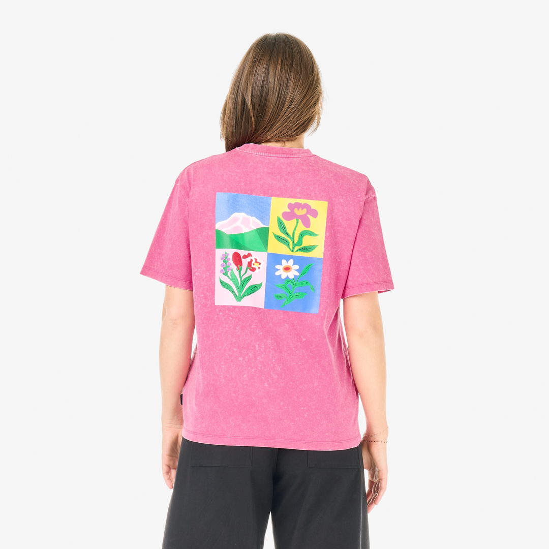 Picture Lyra Tee Beetroot Powder Washed, indossato retro