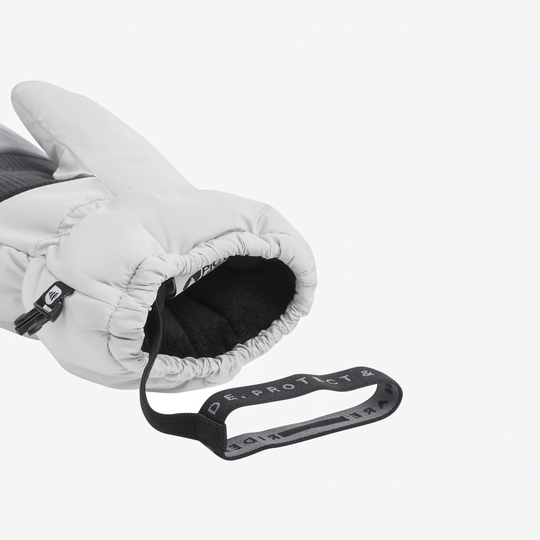 Picture Puffy Mitts Vapor Grey, dettaglio polsino e laccio