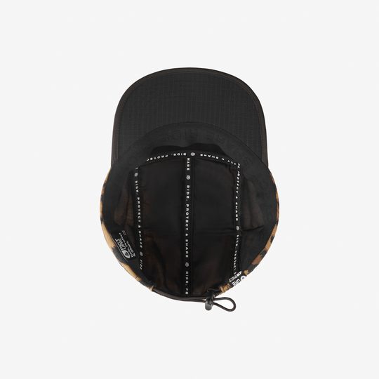 Picture Puffy Cap Wild Spot Print, interno