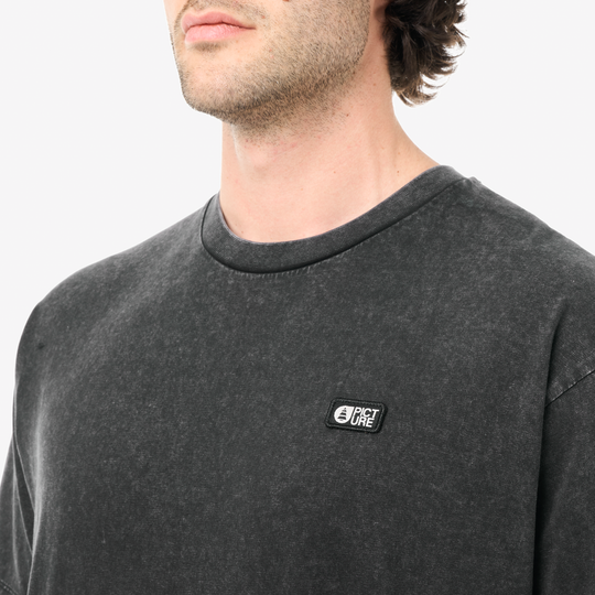 Picture Allin Tee Black Washed – dettaglio