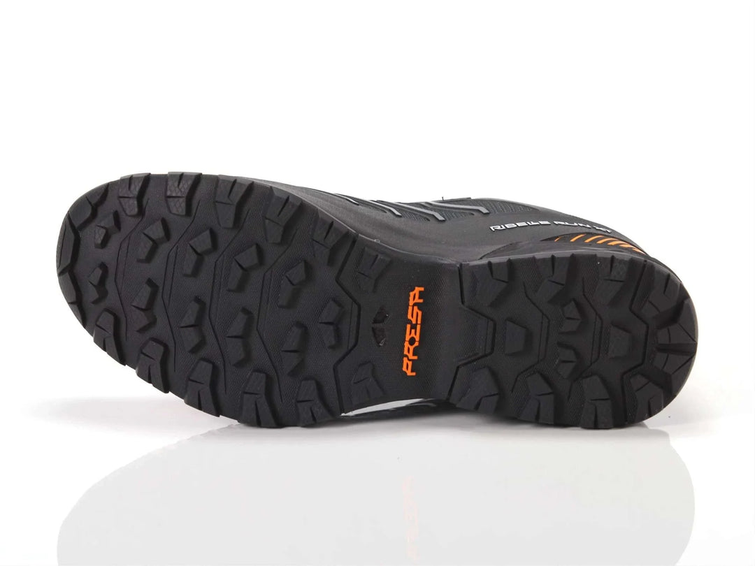 Ribelle Run XT Gtx shoe with durable, gripped sole for stable, waterproof trail running.