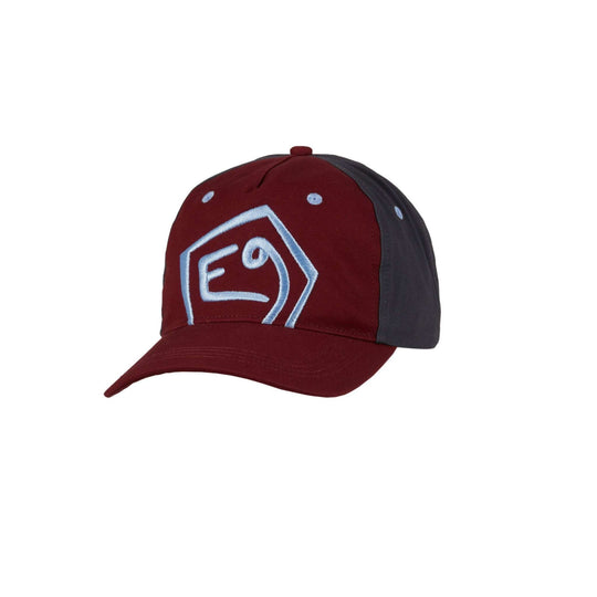 Cappello con visiera, berretto rialzato rosso con ricamo, 100% cotone.