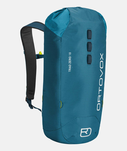 Lightweight minimalist backpack in blue for alpine climbing, Trad Zero 18.