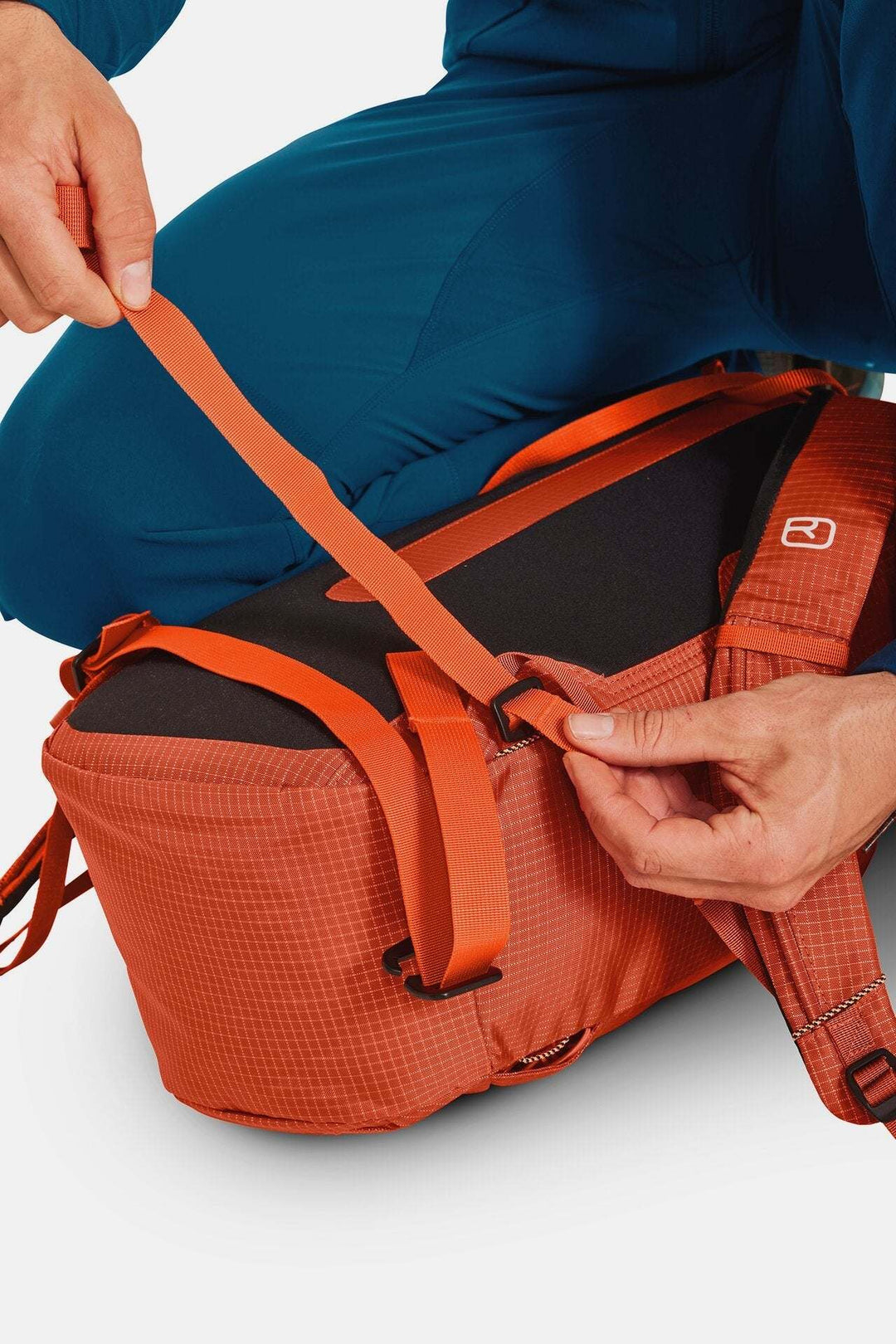 Lightweight Trad Zero 24 backpack for alpine climbing with durable 420D Ripstop material.