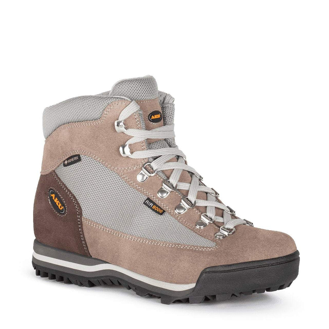 Ultralight Micro Gtw hiking boot, designed for women's anatomy, featuring breathable suede and Air 8000® uppers, Gore-Tex® lining, Vibram® sole, ideal for light trekking and leisure.
