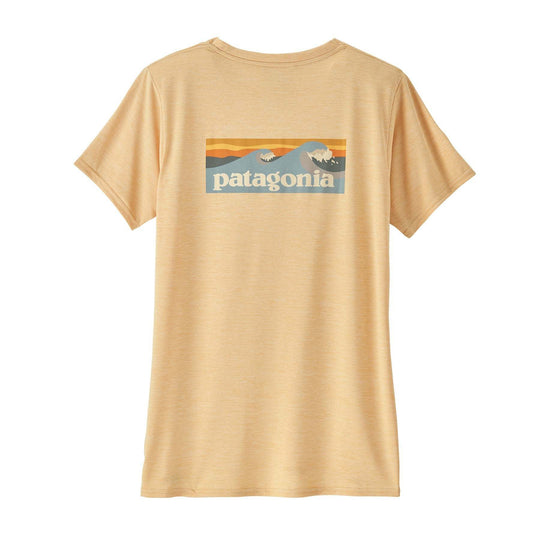 W's Cap Cool Daily Graphic Shirt - Waters-Boardshort Logo: Sandy Melon X-Dye - Blogside